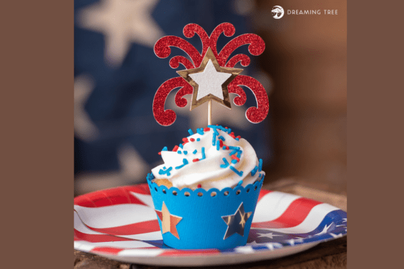 Review: 4th of July Cupcake Topper 3D SVG Freebie